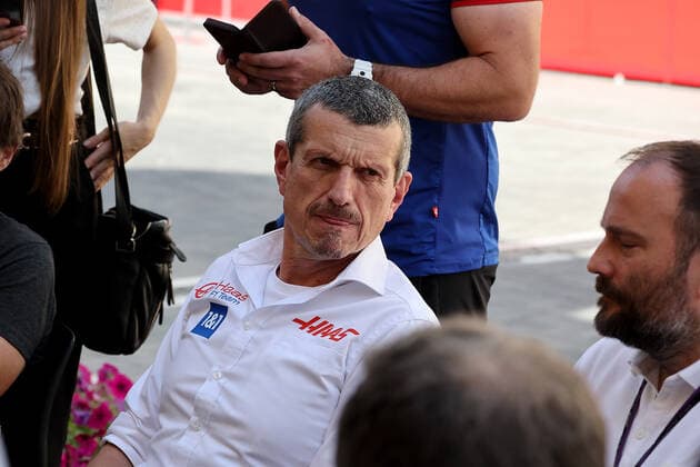 FORMULA 1 ETIHAD AIRWAYS ABU DHABI GRAND PRIX 2022 17.11.2022, Yas Marina Circuit, Abu Dhabi, FORMULA 1 ETIHAD AIRWAYS ABU DHABI GRAND PRIX 2022 , im Bild Pressekonferenz von Teamchef Günther Steiner (Haas F1 Team) warum sie sich entschieden haben Mick Schumacher aus Deutschland vom Team Haas keinen neuen Vertrag für 2023 zu geben und stattdessen mit Nico Hülckenberg aus Deutschland zusammenzuarbeiten..
