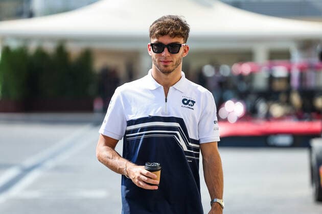 GASLY Pierre (fra), Scuderia AlphaTauri AT03, portrait during the Formula 1 Etihad Airways Abu Dhabi Grand Prix 2022, 22nd round of the 2022 FIA Formula One World Championship, WM, Weltmeisterschaft from November 18 to 20, 2022 on the Yas Marina Circuit, in Yas Island, Abu Dhabi - F1 - ABU DHABI GRAND PRIX 2022 DPPI Panoramic  20221117_GOOD6360