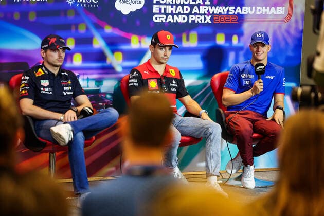 VERSTAPPEN Max (ned), Red Bull Racing RB18, LECLERC Charles (mco), Scuderia Ferrari F1-75, SCHUMACHER Mick (ger), Haas F1 Team VF-22 Ferrari, portrait during the Formula 1 Etihad Airways Abu Dhabi Grand Prix 2022, 22nd round of the 2022 FIA Formula One World Championship, WM, Weltmeisterschaft from November 18 to 20, 2022 on the Yas Marina Circuit, in Yas Island, Abu Dhabi - F1 - ABU DHABI GRAND PRIX 2022 DPPI Panoramic  20221117_GOOD6707