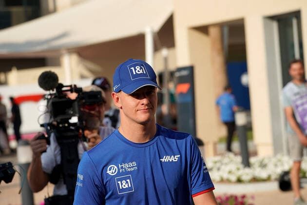 FORMULA 1 ETIHAD AIRWAYS ABU DHABI GRAND PRIX 2022 17.11.2022, Yas Marina Circuit, Abu Dhabi, FORMULA 1 ETIHAD AIRWAYS ABU DHABI GRAND PRIX 2022 , im Bild Mick Schumacher (DEU), Haas F1 Team.