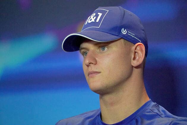 FORMULA 1 ETIHAD AIRWAYS ABU DHABI GRAND PRIX 2022 17.11.2022, Yas Marina Circuit, Abu Dhabi, FORMULA 1 ETIHAD AIRWAYS ABU DHABI GRAND PRIX 2022 , im Bild Mick Schumacher (DEU), Haas F1 Team.