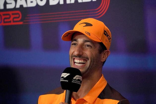 FORMULA 1 ETIHAD AIRWAYS ABU DHABI GRAND PRIX 2022 17.11.2022, Yas Marina Circuit, Abu Dhabi, FORMULA 1 ETIHAD AIRWAYS ABU DHABI GRAND PRIX 2022 , im Bild Daniel Ricciardo (AUS), McLaren F1 Team.