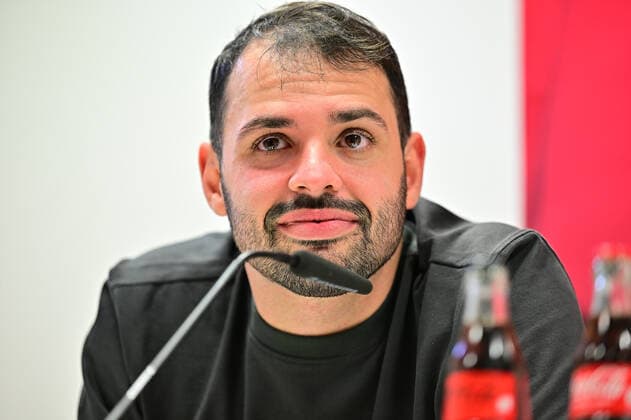 17.11.2022 - 1. FC Nürnberg Nuernberg FCN Club Frauen Damen - Medientermin - Pressekonferenz im Vorfeld des Frauen-DFB-Pokalspiels geben den VfL Wolfsburg - - Osman Cankaya ( Trainer 1. FC Nürnberg FCN )