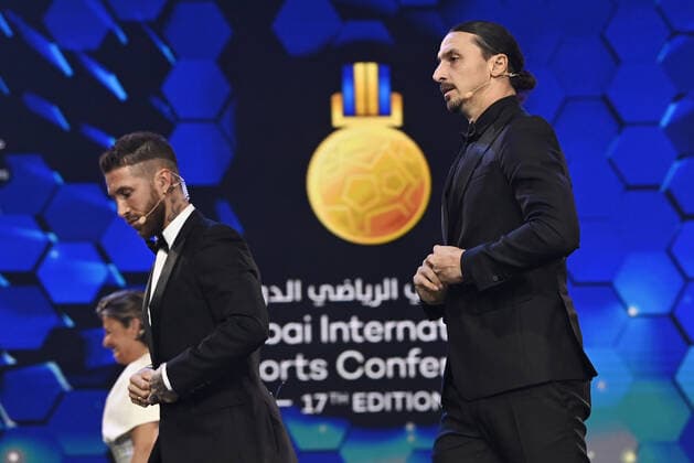 Foto Fabio Ferrari LaPresse - 17 Novembre 2022 - Dubai, Emirati Arabi Uniti - - Calcio -17ma edizione di Dubai International Sports Conference - Globe Soccer Awards 2022. Nella foto: Ramos e Ibrahimovic November 17, 2022 Dubai, United Arab Emirates - sport - Soccer - 17th edition of the Dubai International Sports Conference - Globe Soccer Awards 2022. In the pic: Ramos and Ibrahimovic  Copyright: xFabioxFerrari LaPressex
