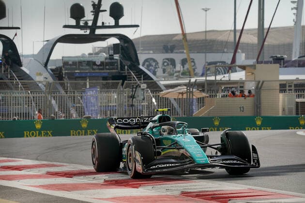FORMULA 1 ETIHAD AIRWAYS ABU DHABI GRAND PRIX 2022 18.11.2022, Yas Marina Circuit, Abu Dhabi, FORMULA 1 ETIHAD AIRWAYS ABU DHABI GRAND PRIX 2022 , im Bild Sebastian Vettel (DEU), Aston Martin Aramco Cognizant Formula One Team.