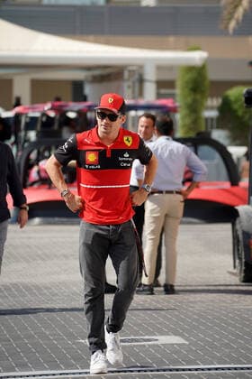 FORMULA 1 ETIHAD AIRWAYS ABU DHABI GRAND PRIX 2022 18.11.2022, Yas Marina Circuit, Abu Dhabi, FORMULA 1 ETIHAD AIRWAYS ABU DHABI GRAND PRIX 2022 , im Bild Charles Leclerc (MCO), Scuderia Ferrari.