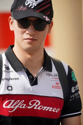 FORMULA 1 ETIHAD AIRWAYS ABU DHABI GRAND PRIX 2022 19.11.2022, Yas Marina Circuit, Abu Dhabi, FORMULA 1 ETIHAD AIRWAYS ABU DHABI GRAND PRIX 2022 , im Bild Guanyu Zhou (CHN), Alfa Romeo Racing ORLEN.