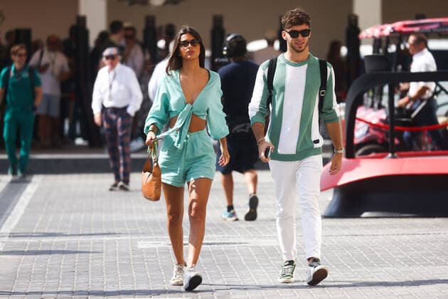 November 19, 2022: Pierre Gasly of AlphaTauri and his girlfriend, Francisca Cerqueira Gomes, arrive on Formula 1 Abu Dhabi Grand Prix at Yas Marina Circuit on November 19, 2022 in Abu Dhabi, United Arab Emirates. - ZUMAz156 0194532581st Copyright: xBeataxZawrzelx