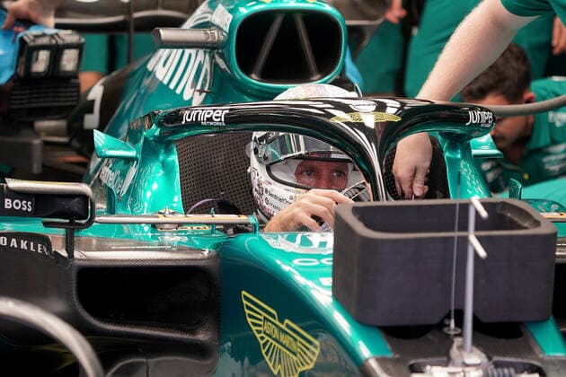 FORMULA 1 ETIHAD AIRWAYS ABU DHABI GRAND PRIX 2022 19.11.2022, Yas Marina Circuit, Abu Dhabi, FORMULA 1 ETIHAD AIRWAYS ABU DHABI GRAND PRIX 2022 , im Bild Sebastian Vettel (DEU), Aston Martin Aramco Cognizant Formula One Team.