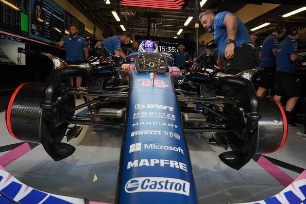 FORMULA 1 ETIHAD AIRWAYS ABU DHABI GRAND PRIX 2022 19.11.2022, Yas Marina Circuit, Abu Dhabi, FORMULA 1 ETIHAD AIRWAYS ABU DHABI GRAND PRIX 2022 , im Bild Fernando Alonso (ESP), Alpine F1 Team.