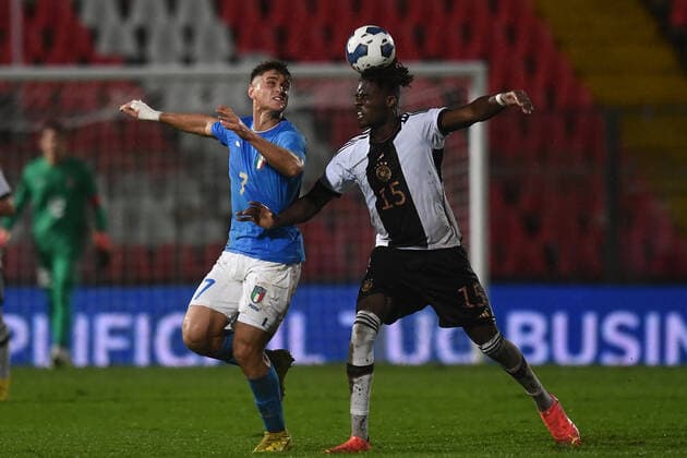 Sport Bilder des Tages Mp Ancona 19 11 2022 - amichevole Italia-Germania Under 21 foto Matteo Papini Image nella foto: Lorenzo Colombo-Yann Aurel Bisseck 