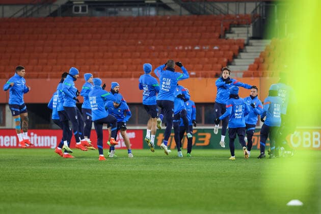SOCCER - AUT vs ITA, test match VIENNA,AUSTRIA,19.NOV.22 - SOCCER - OEFB international test match, Austria vs Italy, preview, training team ITA. Image shows the team of ITA.  GEPAxpictures xArminxRauthner