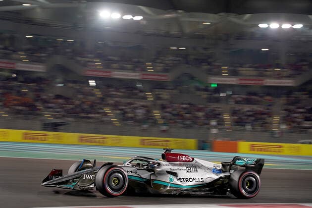 19.11.2022, Yas Marina Circuit, Abu Dhabi, FORMULA 1 ETIHAD AIRWAYS ABU DHABI GRAND PRIX 2022 , im Bild George Russell (GBR), Mercedes-AMG Petronas Formula One Team Abu Dhabi Yas Marina Circuit Vereinigten Arabischen Emirate