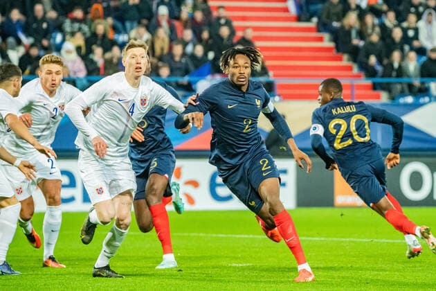 Mohamed Simakan (France) Ole Martin Lekven Kolskogen (NorvÃ ge) FOOTBALL : France U21, U 21 vs Norvege U21 - Amical international - 19 11 2022 BaptisteAutissier Panoramic 