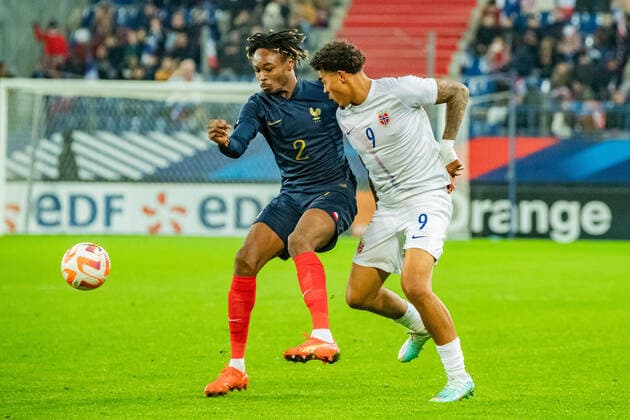 Mohamed Simakan (France) FOOTBALL : France U21, U 21 vs Norvege U21 - Amical international - 19 11 2022 BaptisteAutissier Panoramic 