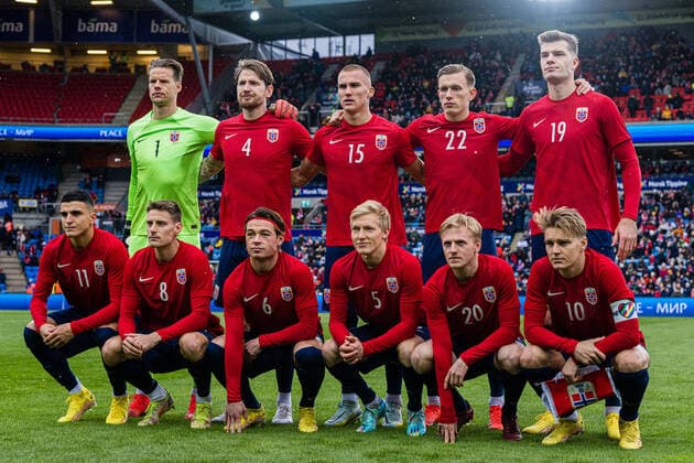 221120 The starting eleven of Norway poses for a team group, Mannschaftsbild, Totale photo ahead of during the International Friendly, Länderspiel, Nationalmannschaft football match between Norway and Finland on November 20, 2022 in Oslo. Photo: Marius Simensen BILDBYRAN COP 238 bbeng finland football fotball fotboll international friendly landskamp norge norway soccer treningskamp Copyright: MARIUSxSIMENSEN BB221120BB705