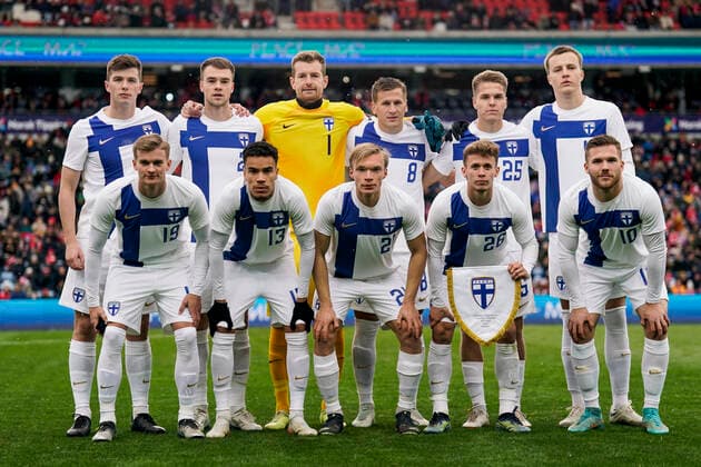 Soccer, private international match Norway Finland Oslo 20221120 Finlands Daniel O Shaughnessy, Leo V?is?nen, goalkeeper Lukas Hradecky, Robin Lod, Niilo M?enp??, Robert Ivanov, Marcus Forss, Pyry Soiri, Ilmari Niskanen, Anssi Suhonen and Benjamin K?llman for the private international soccer match between Norway and Finland at Ullevaal Stadium Photo Stian Lysberg Solum NTB Oslo Norway EDITORIAL USE ONLY RESTRICTED USE FOR BETTING COMPANIES Copyright: xStianxLysbergxSolumx xNTBx