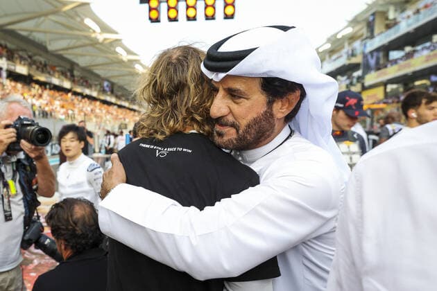 BEN SULAYEM Mohammed (uae), President of the FIA, VETTEL Sebastian (ger), Aston Martin F1 Team AMR22, portrait during the Formula 1 Etihad Airways Abu Dhabi Grand Prix 2022, 22nd round of the 2022 FIA Formula One World Championship, WM, Weltmeisterschaft from November 18 to 20, 2022 on the Yas Marina Circuit, in Yas Island, Abu Dhabi - F1 - ABU DHABI GRAND PRIX 2022 - RACE DPPI Panoramic 00122050_G00D1481.JPG