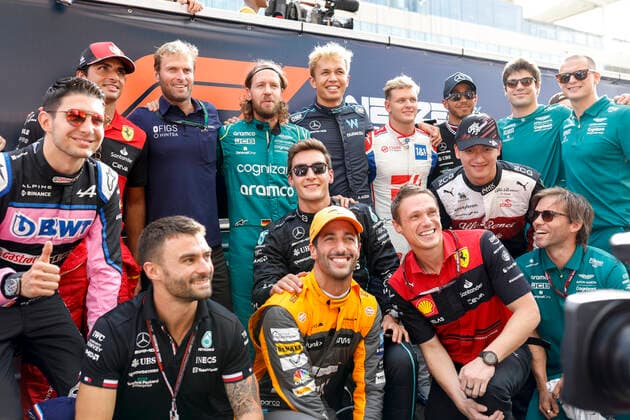 Drivers and well wishers as part of a farewell to 5 Sebastian Vettel (DEU, Aston Martin Aramco Cognizant F1 Team), F1 Grand Prix of Abu Dhabi at Yas Marina Circuit on November 20, 2022 in Abu Dhabi, United Arab Emirates. (Photo by HOCH ZWEI) Abu Dhabi United Arab Emirates