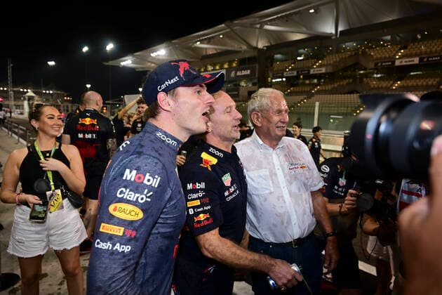 1 Max Verstappen (NLD, Oracle Red Bull Racing), Christian Horner (GBR, Oracle Red Bull Racing), Dr. Helmut Marko (AUT, Oracle Red Bull Racing), F1 Grand Prix of Abu Dhabi at Yas Marina Circuit on November 20, 2022 in Abu Dhabi, United Arab Emirates. (Photo by HOCH ZWEI) Abu Dhabi United Arab Emirates