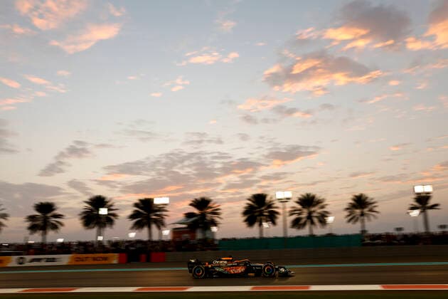 3 Daniel Ricciardo (AUS, McLaren F1 Team), F1 Grand Prix of Abu Dhabi at Yas Marina Circuit on November 20, 2022 in Abu Dhabi, United Arab Emirates. (Photo by HOCH ZWEI) Abu Dhabi United Arab Emirates