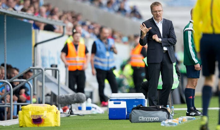 MALMÖ 2015-07-15 Valdas Dambrauskas, tränare Vilnius vid kvalmatchen till Champions league mellan Malmö FF - Zalgiris Vilnius pa Swedbank Stadion i Malmö. MALMÖ SVERIGE fotboll x10600x