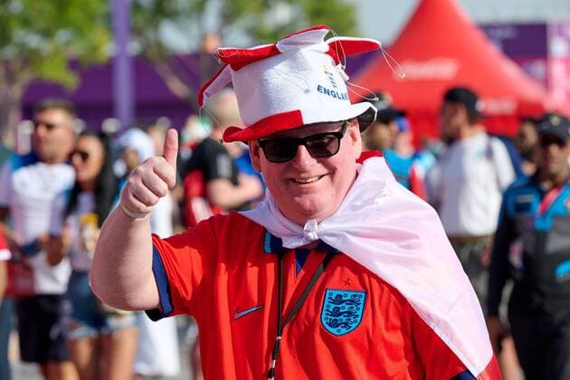 RECORD DATE NOT STATED FIFA World Cup, WM, Weltmeisterschaft, Fussball Qatar 2022 England vs Iran Fans o Aficion during the game England vs Iran, Corresponding to Group B of the FIFA World Cup Qatar 2022, on Khalifa International Stadium, Al Rayyan, November 21, 2022. <br><br> Fans o Aficion durante el partido Inglaterra vs Iran, correspondiente al Grupo B de la Copa Mundial de la FIFA Qatar 2022, en el Estadio Internacional de Khalifa, Al Rayyan, 21 de noviembre de 2022. AL RAYYAN DOHA QATAR  Copyright: xJorgexMartinezx 20221121_4437