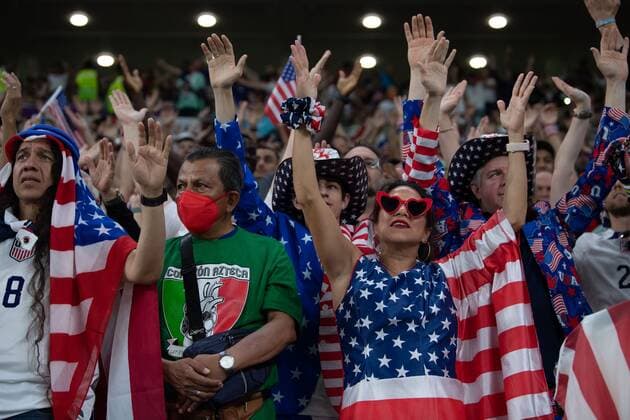 RECORD DATE NOT STATED FIFA World Cup, WM, Weltmeisterschaft, Fussball Qatar 2022 United States 1-1 Wales Fans o Aficion during the game United States (USA) vs Wales, Corresponding to Group B of the FIFA World Cup Qatar 2022, at Ahmad bin Ali Stadium, Al Rayyan, November 21, 2022. <br><br> Fans o Aficion durante el partido Estados Unidos (EUA) vs Gales, correspondiente al Grupo B de la Copa Mundial de la FIFA Qatar 2022, en el Estadio Ahmad bin Ali, Al Rayyan, 21 de noviembre de 2022. AL RAYYAN DOHA QATAR  Copyright: xDavidxLeahx 20221121141308_FWC_Q22_GB_USA_WAL_FANS205