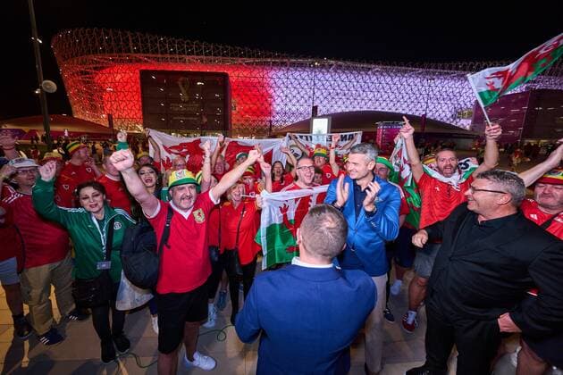 RECORD DATE NOT STATED FIFA World Cup, WM, Weltmeisterschaft, Fussball Qatar 2022 United States vs Wales Fans o Aficion during the game United States (USA) vs Wales, Corresponding to Group B of the FIFA World Cup Qatar 2022, at Ahmad bin Ali Stadium, Al Rayyan, November 21, 2022. <br><br> Fans o Aficion durante el partido Estados Unidos (EUA) vs Gales, correspondiente al Grupo B de la Copa Mundial de la FIFA Qatar 2022, en el Estadio Ahmad bin Ali, Al Rayyan, 21 de noviembre de 2022. AL RAYYAN DOHA QATAR  Copyright: xCristianxdexMarchenax 20221121105844_FWC_Q22_GB_USA_WAL_FANS462
