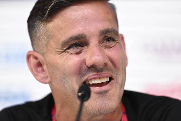 DOHA, QATAR - NOVEMBER 22 : Herdman John head coach of Canada talking to the press during a press conference, PK, Pressekonferenz before the FIFA World Cup, WM, Weltmeisterschaft, Fussball Qatar 2022 Groupe F match between Belgium and Canada on November 22, 2022 in Doha, Qatar, 22 11 2022 ( Belgium v Canada - FIFA World Cup Qatar 2022 - Media Activities 22 11 2022 PhotoNews Panoramic 