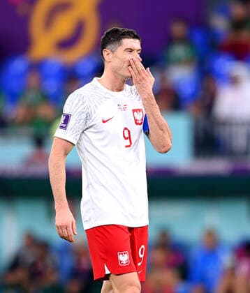 FUSSBALL WM 2022 VORRUNDE GRUPPE C Mexiko - Polen 22.11.2022 Enttaeuschung Robert Lewandowski (Polen)