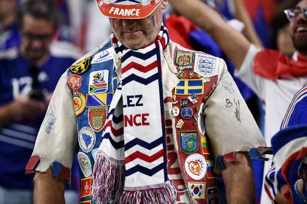 Foto Fabio Ferrari LaPresse 22 Novembre 2022 Doha, Qatar - - Calcio - Qatar 2022 - Coppa del Mondo Fifa - Francia vs Australia - Gruppo c - Fase a Gironi - Lusail Stadium. Nella foto: tifosi francesi November 22, 2022 Doha, Qatar - sport - Soccer - Qatar 2022- FIFA World Cup, WM, Weltmeisterschaft, Fussball - France v Australia - Group c - group stage - Al Lusail Stadium. In the pic: french supporters  Copyright: xFabioxFerrari LaPressex