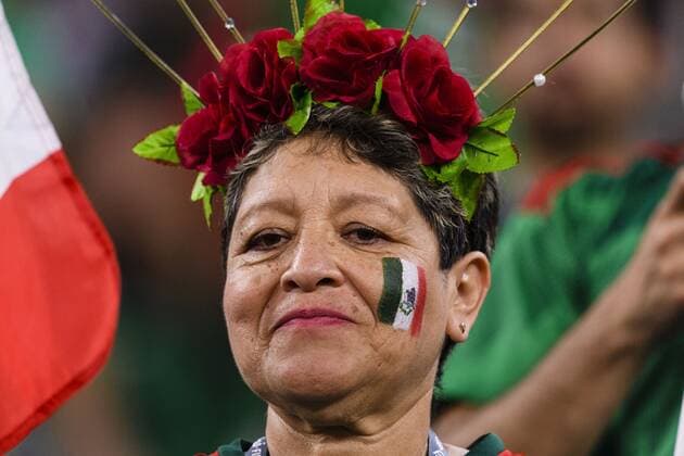 RECORD DATE NOT STATED FIFA World Cup, WM, Weltmeisterschaft, Fussball Qatar 2022 Mexico vs Poland Fans o Aficion during the game Mexican national team, Nationalteam (Mexico) vs Poland, Corresponding to Group C of the FIFA World Cup Qatar 2022, at 974 Stadium, Ras Abu Aboud, November 22, 2022. <br><br> Fans o Aficion durante el partido Seleccion Nacional Mexicana (Mexico) vs Polonia, correspondiente al Grupo C de la Copa Mundial de la FIFA Qatar 2022, en el Estadio 974, Ras Abu Aboud, 22 de noviembre de 2022. RAS ABU ABOUD DOHA QATAR  Copyright: xMarcioxMachadox 20221122_6548