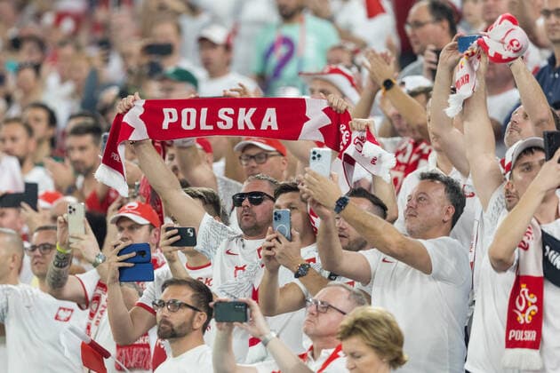 Mexico v Poland: Group C - FIFA World Cup, WM, Weltmeisterschaft, Fussball Qatar 2022 Kibice reprezentacji Polski during the World Cup match between Mexico v Poland, in Doha, Qatar, on November 22, 2022. Doha Qatar  Copyright: xFotoxOlimpikx originalFilename:jastrzebowski-mexicovp221121_np0PB.jpg