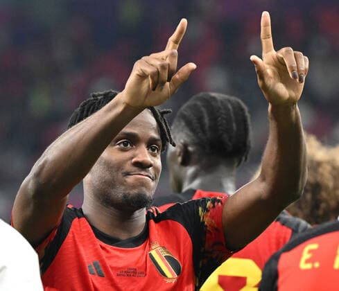 Fussball, Herren, Saison 2022 23, WM in Katar, Gruppe F (1. Spieltag), Belgien - Kanada im Ahmed bin Ali Stadium in Ar-Rayyan, v. l. Youri Tielemans (Belgien), Michy Batshuayi (Belgien), Eden Hazard (Belgien), Jubel nach Abpfiff, 23.11. 2022, Copyright: xMatthiasxKochx