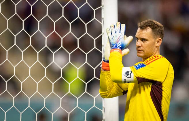 Doha, Qatar. 23rd Nov, 2022. Torwart Manuel Neuer (Deutschland) Germany - Japan World Cup 2022 in Qatar 23.11.2022 Credit: Moritz Müller *** Doha, Qatar 23rd Nov, 2022 Goalkeeper Manuel Neuer Germany Germany Japan World Cup 2022 in Qatar 23 11 2022 Credit Moritz Müller