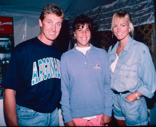 Canadian Ice hockey, Eishockey player Wayne Gretzky, American tennis player Jennifer Capriati, and American actress Janet Jones, 1990s 