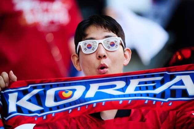 RECORD DATE NOT STATED FIFA World Cup, WM, Weltmeisterschaft, Fussball Qatar 2022 Uruguay vs South Korea Fans o Aficion during the game Uruguay vs South Korea, Corresponding to Group H of the FIFA World Cup Qatar 2022, at Education City Stadium, Doha, November 24, 2022. <br><br> Fans o Aficion durante el partido Uruguay vs Corea del Sur, correspondiente al Grupo H de la Copa Mundial de la FIFA Qatar 2022, en el Estadio Ciudad de la Educacion, Doha, 24 de noviembre de 2022. DOHA QATAR QATAR  Copyright: xJorgexMartinezx 20221124_8731