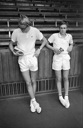 STOCKHOLM 19701108. Första pris i tennistävlingen Kungens Kanna vanns av Magnus Feldt fran Lund. Till höger andrapristagaren Björn Borg. Foto Jacob Forsell XP SCANPIX Kod 14 **AFTONBLADET OUT** STOCKHOLM SVERIGE x14x