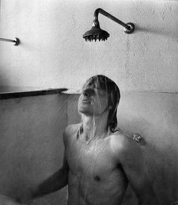 BARCELONA 1974 Björn Borg duschar efter seger över spanjoren Manuel Orantes. Foto Jacob Forsell XP SCANPIX Kod 14 **AFTONBLADET OUT** BARCELONA SPANIEN x14x