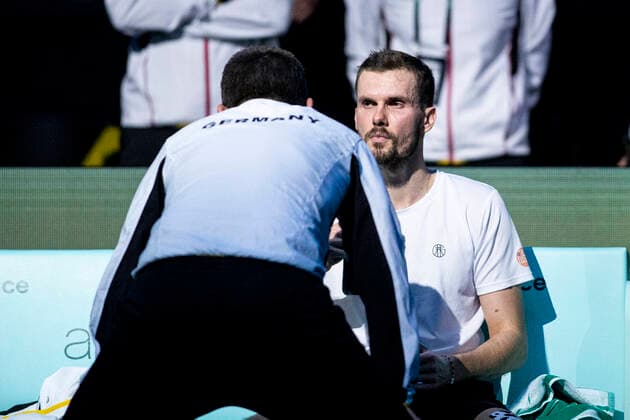 Oscar Otte and Michael Kohlmann of Deutschland ESP, Deutschland vs. Kanada, Tennis Davis Cup, Viertelfinale, 24.11.2022 ESP, Deutschland vs. Kanada, Tennis Davis Cup, Viertelfinale, 24.11.2022 Malaga Copyright: xEibner-Pressefoto OmarxArnaux EP_EER