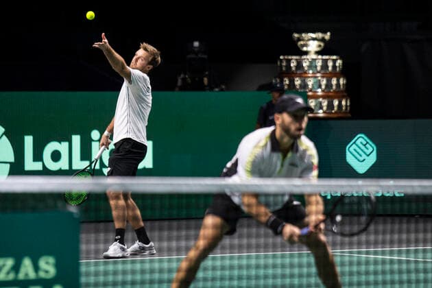 Kevin Krawietz and Tim Puetz of Deutschland ESP, Deutschland vs. Kanada, Tennis Davis Cup, Viertelfinale, 24.11.2022 ESP, Deutschland vs. Kanada, Tennis Davis Cup, Viertelfinale, 24.11.2022 Malaga Copyright: xEibner-Pressefoto OmarxArnaux EP_EER