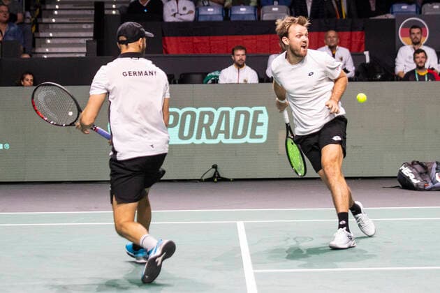 Kevin Krawietz and Tim Puetz of Deutschland ESP, Deutschland vs. Kanada, Tennis Davis Cup, Viertelfinale, 24.11.2022 ESP, Deutschland vs. Kanada, Tennis Davis Cup, Viertelfinale, 24.11.2022 Malaga Copyright: xEibner-Pressefoto OmarxArnaux EP_EER