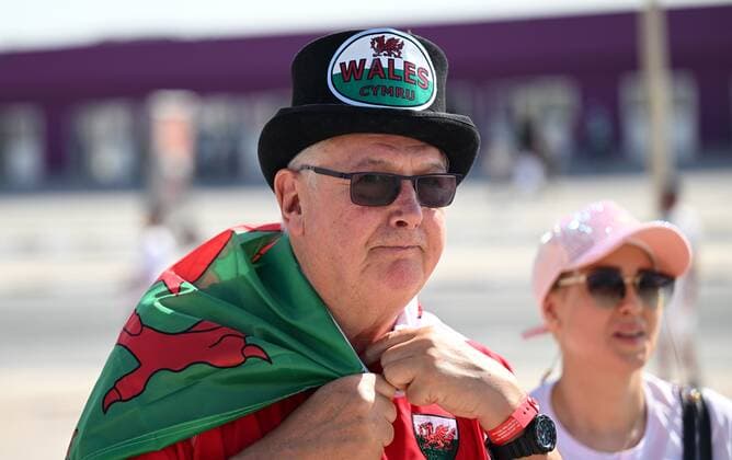 Qatar Soccer World Cup Wales - Iran 8324357 25.11.2022 An Iran s supporter waits before the start of the Qatar 2022 World Cup Group B soccer match between Wales and Iran at the Ahmad Bin Ali Stadium in Doha, Qatar. Grigory Sysoev Sputnik Ar-Rayyan Qatar  Copyright: xGrigoryxSysoevx