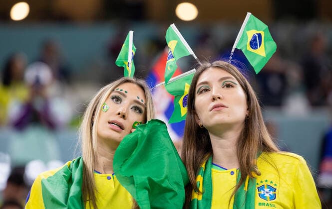 Brazil v Serbia: Group G - FIFA World Cup, WM, Weltmeisterschaft, Fussball Qatar 2022 Brasil fans during the World Cup match between Brasil v Serbia, in Lusail, Qatar, on November 24, 2022. Lusail Qatar  Copyright: xFotoxOlimpikx originalFilename:jastrzebowski-brasilvs221125_npQXD.jpg