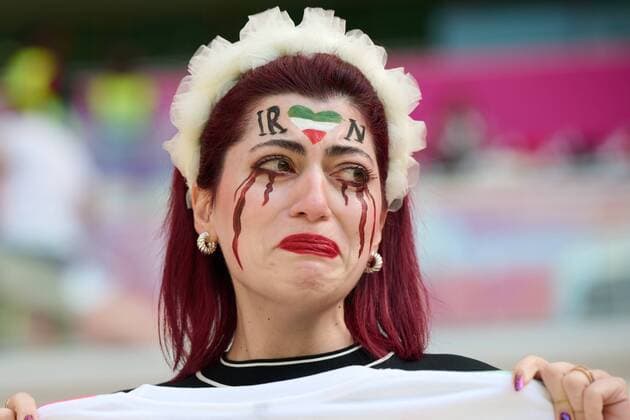 RECORD DATE NOT STATED FIFA World Cup, WM, Weltmeisterschaft, Fussball Qatar 2022 Wales vs Iran Fans o Aficion during the game Wales vs Iran, Corresponding to Group B of the FIFA World Cup Qatar 2022, at Ahmad bin Ali Stadium, Al-Rayyan, November 25, 2022. <br><br> Fans o Aficion durante el partido Gales vs Iran, correspondiente al Grupo B de la Copa Mundial de la FIFA Qatar 2022, en el Estadio Ahmad bin Ali, Al Rayyan, Doha, el 25 de noviembre de 2022. AL RAYYAN DOHA QATAR  Copyright: xJorgexMartinezx 20221125_10177