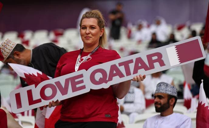 Doha, Qatar, 25th November 2022. Qatar fans during the FIFA World Cup, WM, Weltmeisterschaft, Fussball 2022 match at Al Thumama Stadium, Doha. Picture credit should read: David Klein Sportimage EDITORIAL USE ONLY. No use with unauthorised audio, video, data, fixture lists, club league logos or live services. Online in-match use limited to 120 images, no video emulation. No use in betting, games or single club league player publications. SPI-2064-0005