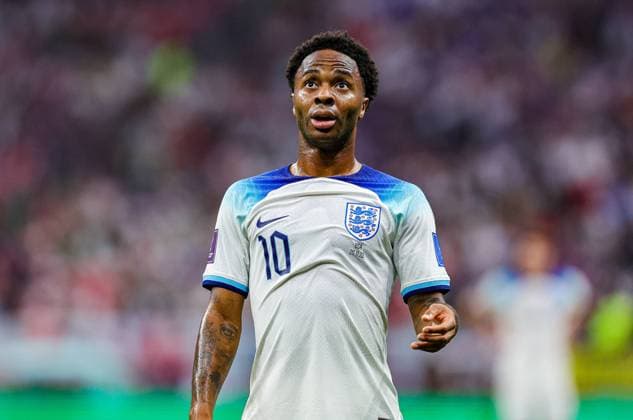 England v USA 2022 FIFA World Cup, WM, Weltmeisterschaft, Fussball 25 11 2022. Match 20 Raheem Sterling (10) of England during the 2022 Fifa World Cup match between England and USA at Al Bayt Stadium, Al Khor, Qatar on 25 November 2022. Editorial use only , Copyright: xNigelxKeenex PSI-16409-0040