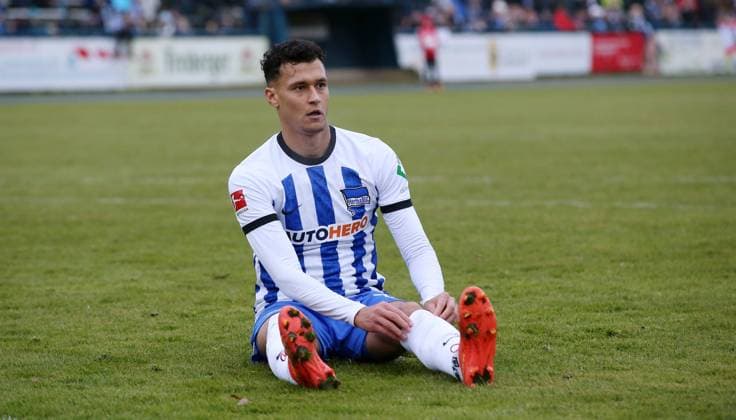 Davie Selke enttäuscht nach vergebener Torchance Enttäuschung Fußball Fussball DFL Bundesliga Herren Testspiel Saison 2022 2023 26.11.2022 Ludwigsfelder FC LFC vs Hertha BSC Berlin *** Davie Selke disappoints after missed scoring chance disappointment sports soccer soccer DFL Bundesliga mens test match season 2022 2023 26 11 2022 Ludwigsfelder FC LFC vs Hertha BSC Berlin