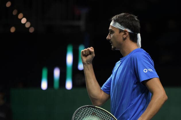 MALAGA, SPAIN - NOVEMBER 26 : Lorenzo Sonego during the Davis Cup by Rakuten Finals 2022 semi-finals match between Italy and Canada at Palacio de los Deportes Jose Maria Martin Carpena on November 24, 2022 in Malaga, Spain Copyright: xAndreaxRositox DSC_9969